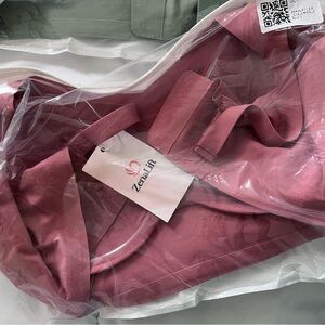 Zenalift Pink Fitness Duffel Bag